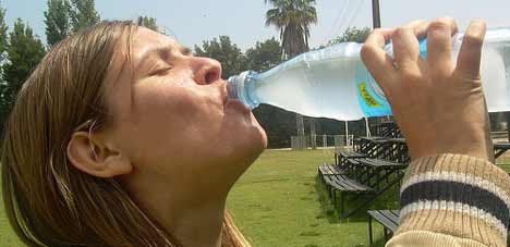 Beber agua durante el ejercicio